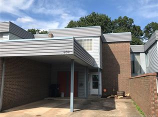 808 Maple St, Ada, OK 74820