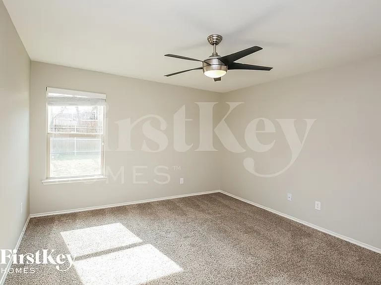 1313 Waco Turner — Photo 7
