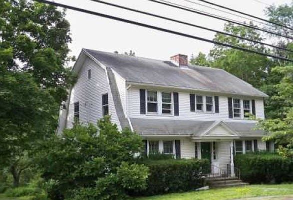 2nd image of 3134 E Main St