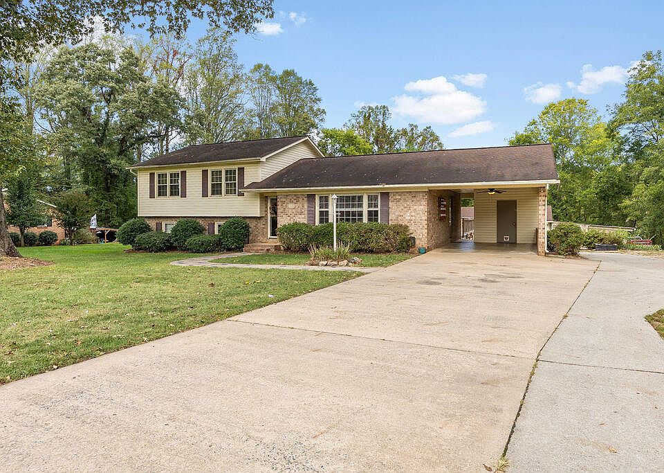 1st image of 103 Ratliff Dr
