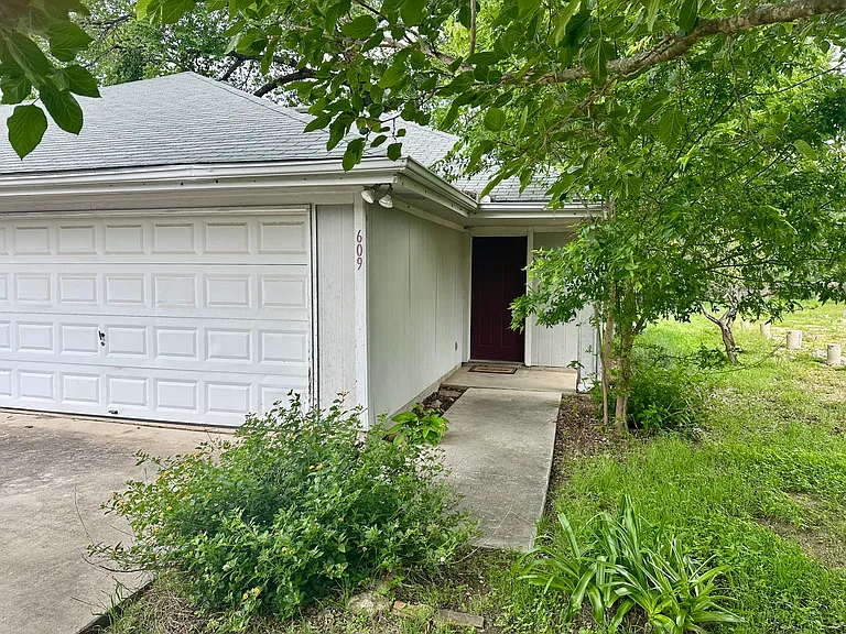 609 W Martin Luther King Blvd #609 — Photo 7