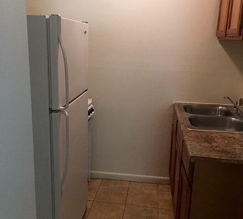4th image of 1940 W 96th St APT 24