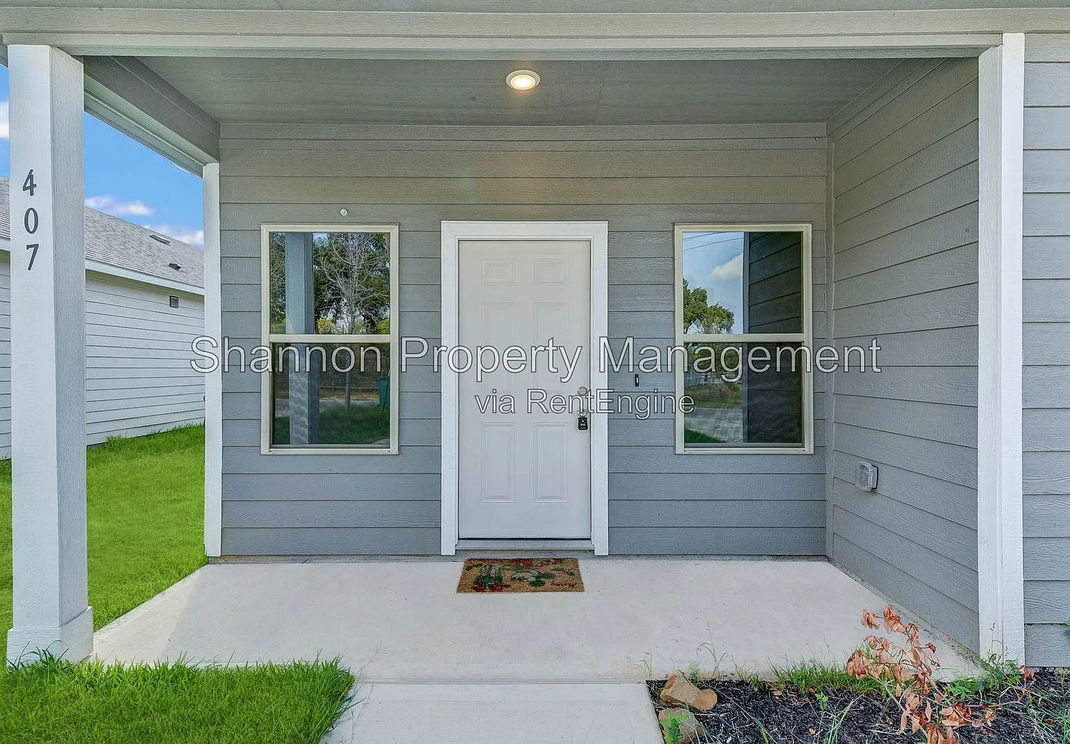 3 bed, 2.0 bath, 1150 sqft, $1,425 — Photo 2