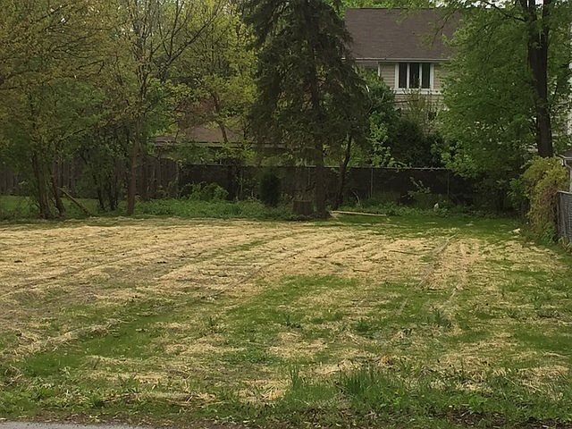1st image of 224 Willard Pl