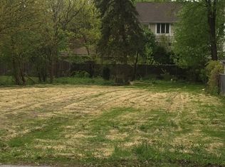 224 Willard Pl, Westmont, IL 60559