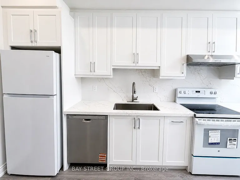 442 Spadina Ave #B — Photo 3
