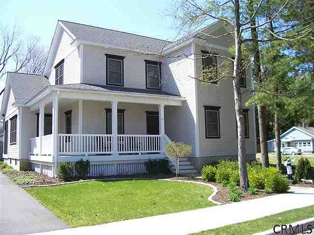 1st image of 15 Taylor St
