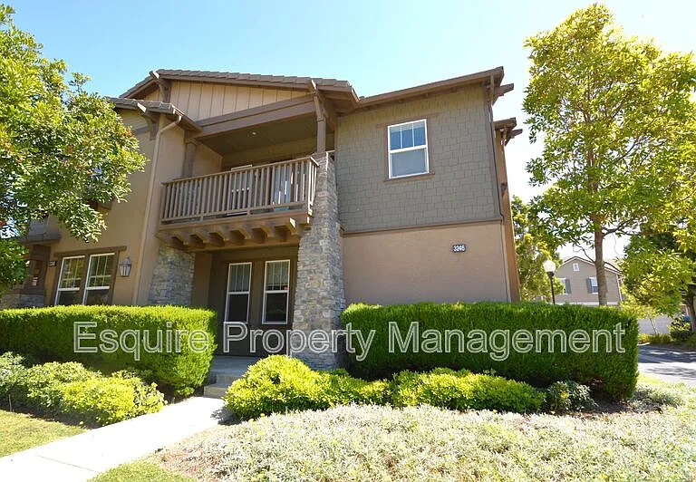 3246 N Ventura Rd — Photo 26