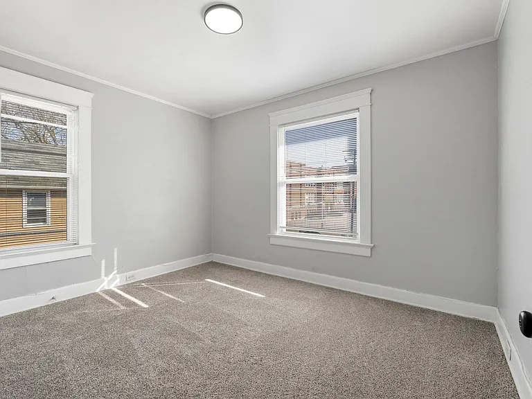 2118 Webster St — Photo 33