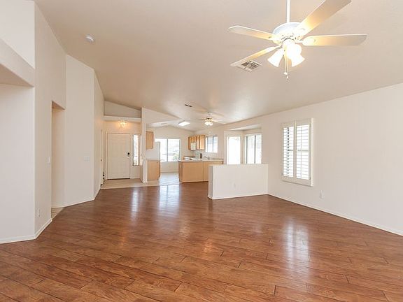 3rd image of 10232 E Crescent Ave