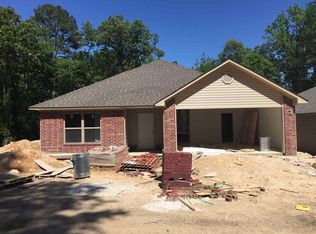 310 Lance Cir, Hot Springs, AR 71913