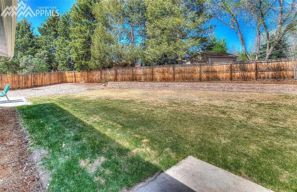 4 bed, 1994 sqft, $2,500 — Photo 3