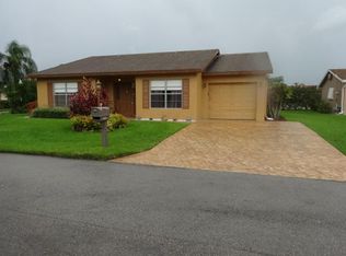 6395 Summer Sky Ln, Greenacres, FL 33463