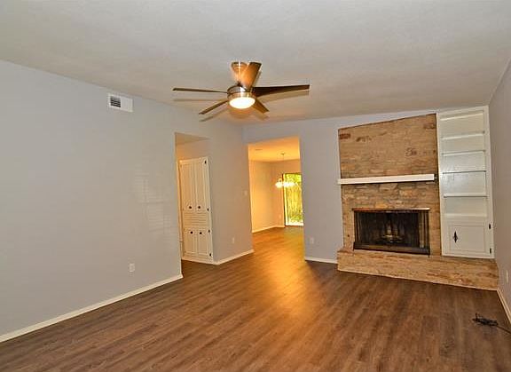 3rd image of 9603 Parkfield Dr