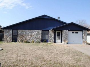 321 N Shannon Ave, Bartlesville, OK 74006