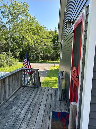 515 N Shore Dr Photo 1