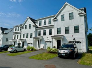 52 Northfield Dr #E3, Dover, NH 03820