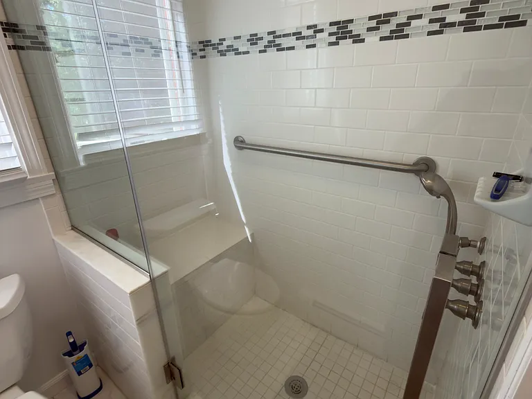 20 Hillover Ln — Photo 7