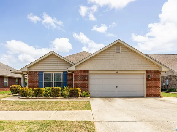 611 Durbin Ln SW, Madison, AL 35756