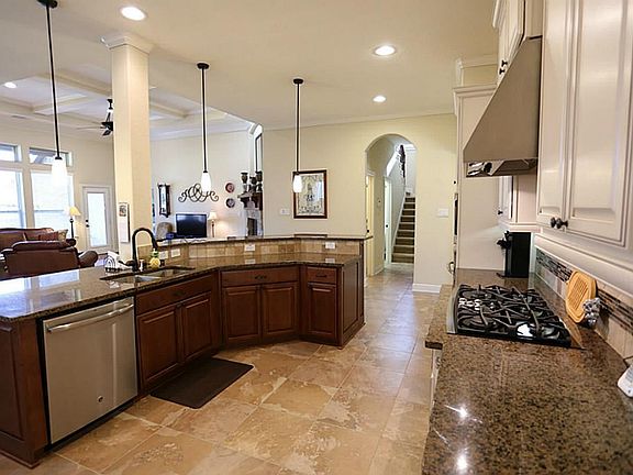 4th image of 24139 Mirabella Way