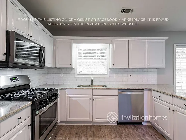 2715 Denian Ct NW — Photo 8
