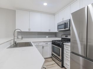 7918 Reseda Blvd, Reseda, CA 91335