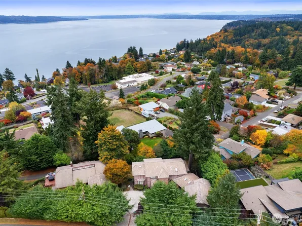 6329 Dash Point Boulevard NE, Tacoma, WA 98422