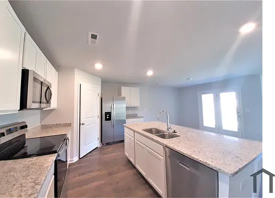 3268 Feldspar Dr SW — Photo 10