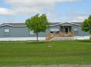 9380 Rodeo Dr, Terrell, TX 75160