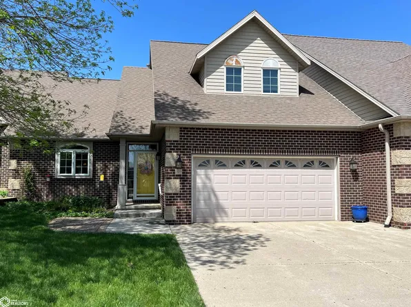 321 E Pleasant Ridge Rd, Carroll, IA 51401