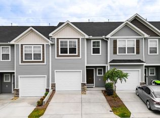 104 Bluet Ln, Taylors, SC 29687