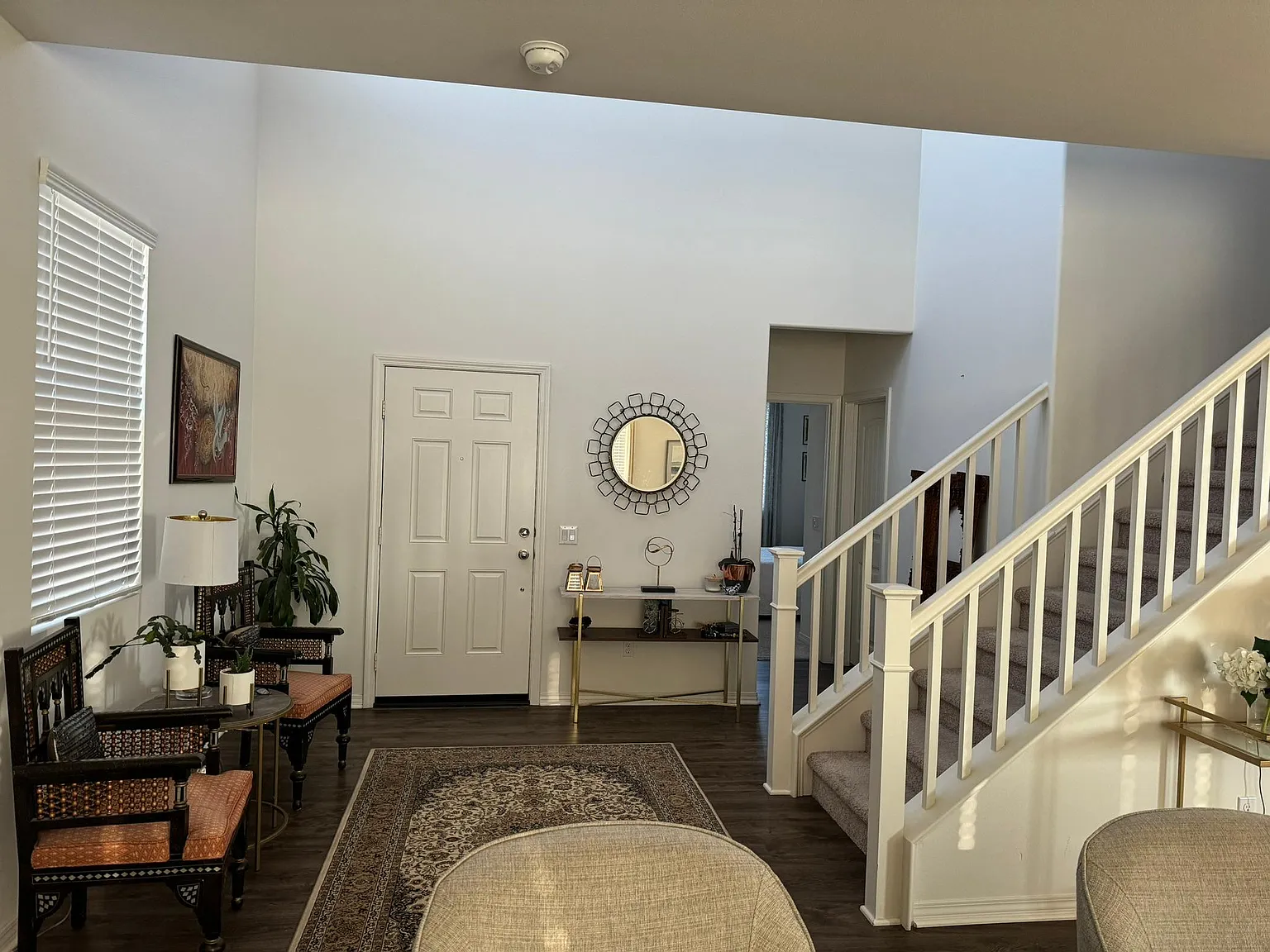 4 bed, 2485 sqft, $3,900 — Photo 2