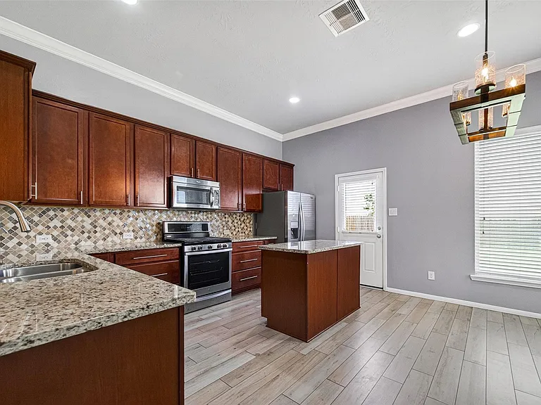 8123 Aleppo Pine Ln — Photo 7
