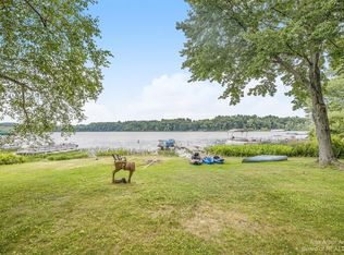 70 Cedar Lake Rd, Chelsea, MI 48118