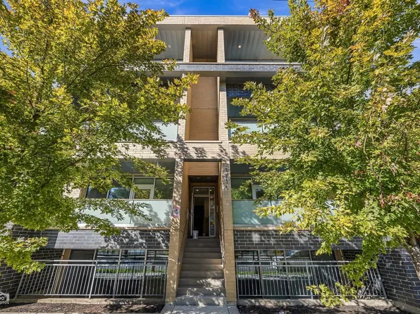 1716 N California Ave Unit 2N, Chicago, IL 60647