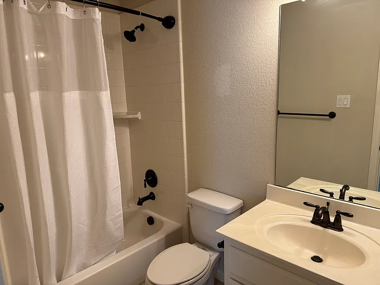 1405 Pitaya Dr — Photo 25