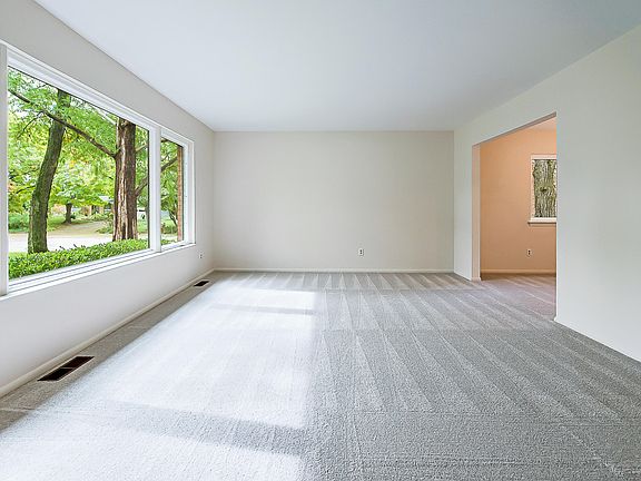5th image of 3565 Chatham Way