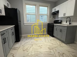 100 Smith St #11, Newark, NJ 07106