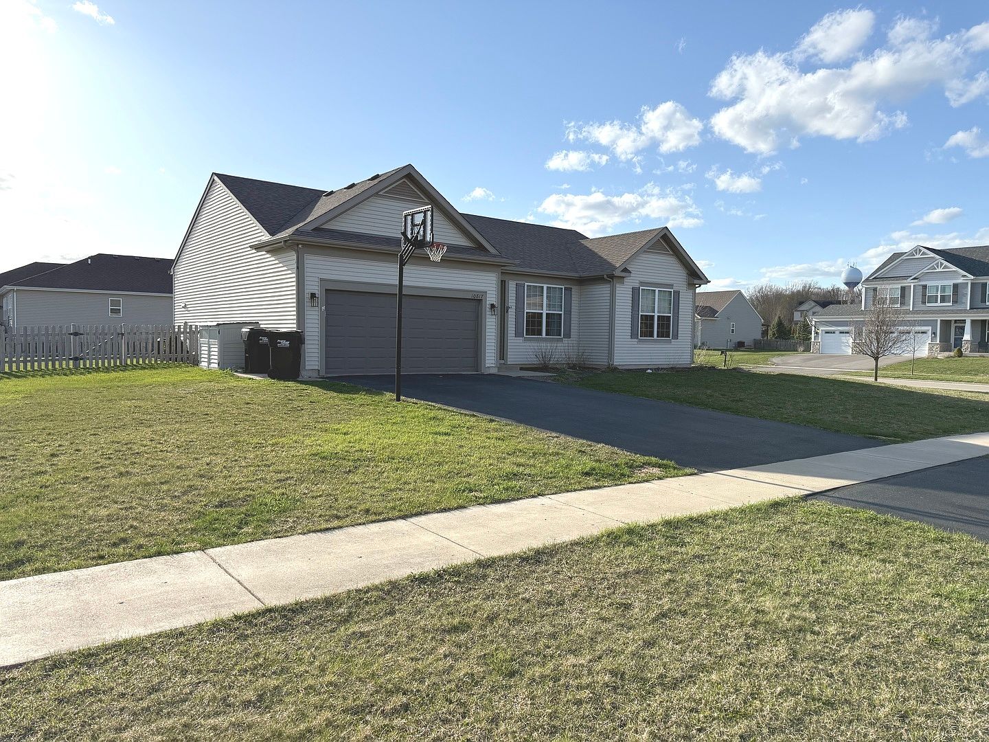 10817 Quail Xing, Richmond, IL 60071 | Zillow