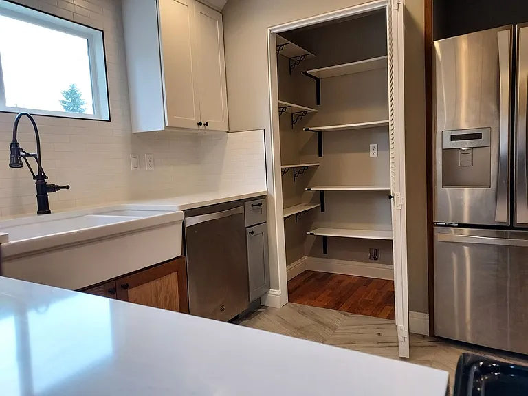 3321 N Mullen St — Photo 8