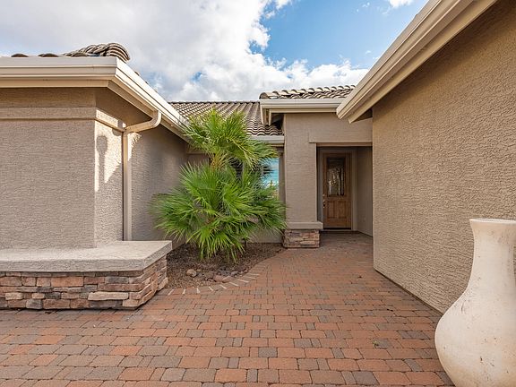 4th image of 2644 E Stockton Pl