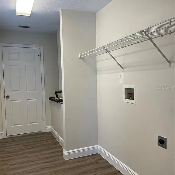 17542 Doris St — Photo 18