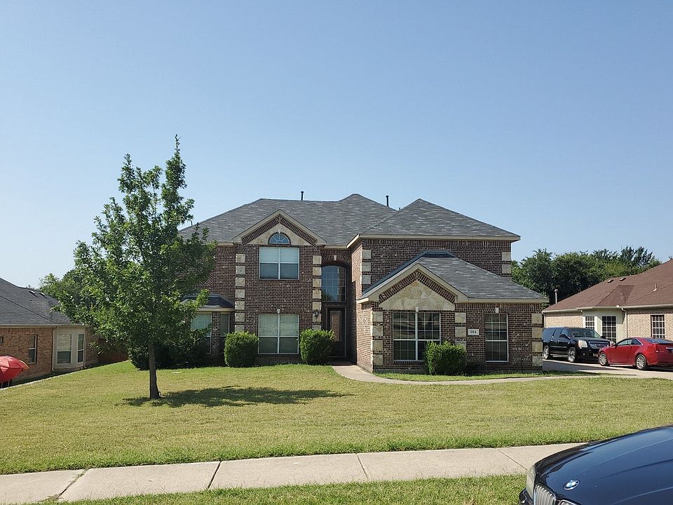 1st image of 904 Woodridge Dr