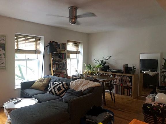 2nd image of 441 Clermont Ave #3