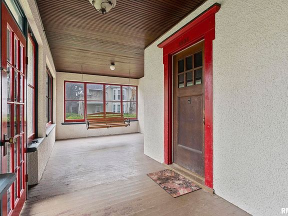 4th image of 1931 Farnam St