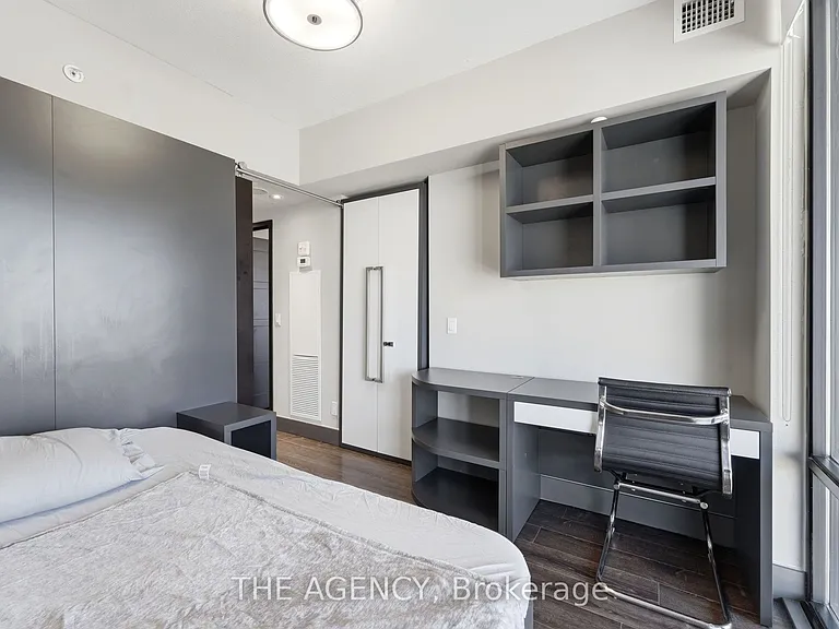 330 Phillip St — Photo 22
