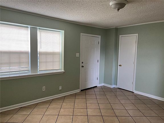 4th image of 6548 Rue Louis Phillipe