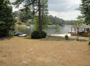 84 Pine Ridge Dr, Whispering Pines, NC 28327