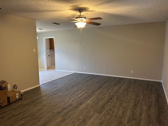 3rd image of 441 Avenue B