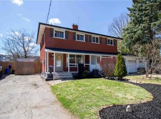 187 Clover Pl, Kitchener, ON N2A 1P3